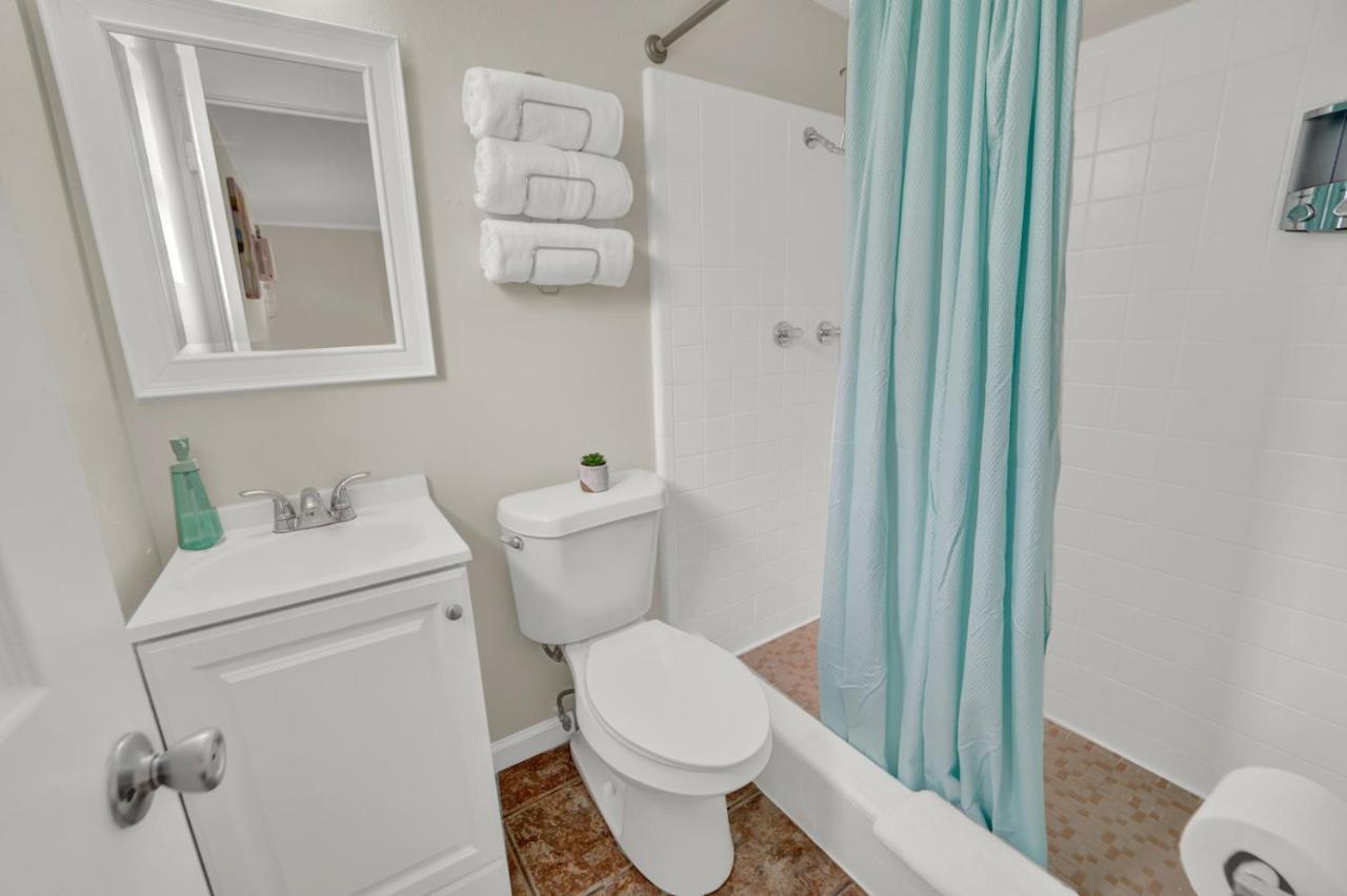 Lower Grand Lagoon Sea Foam Suites מראה חיצוני תמונה