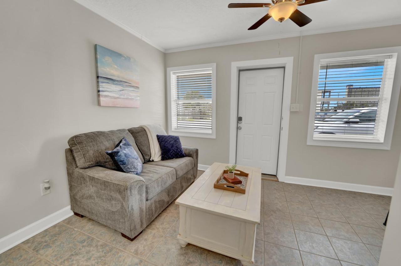 Lower Grand Lagoon Sea Foam Suites מראה חיצוני תמונה