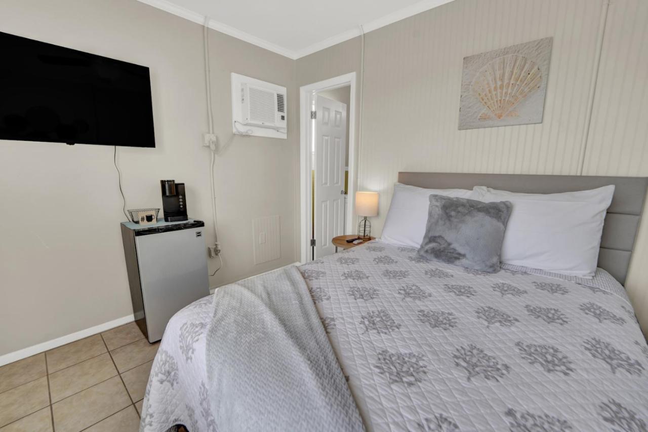 Lower Grand Lagoon Sea Foam Suites מראה חיצוני תמונה