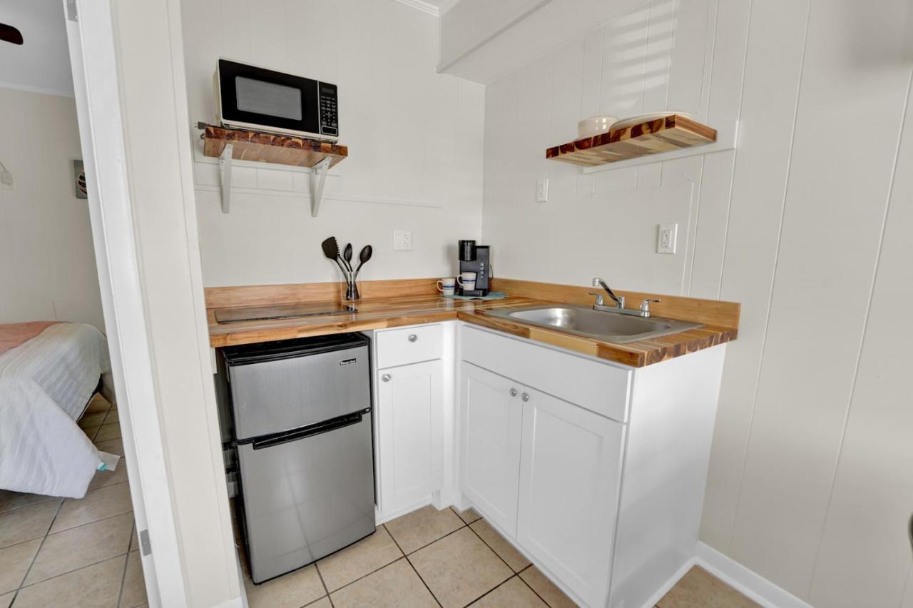 Lower Grand Lagoon Sea Foam Suites מראה חיצוני תמונה