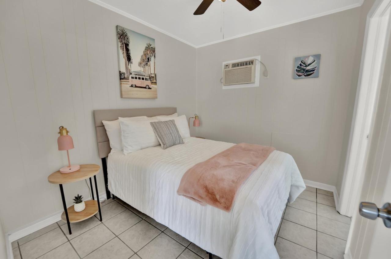 Lower Grand Lagoon Sea Foam Suites מראה חיצוני תמונה