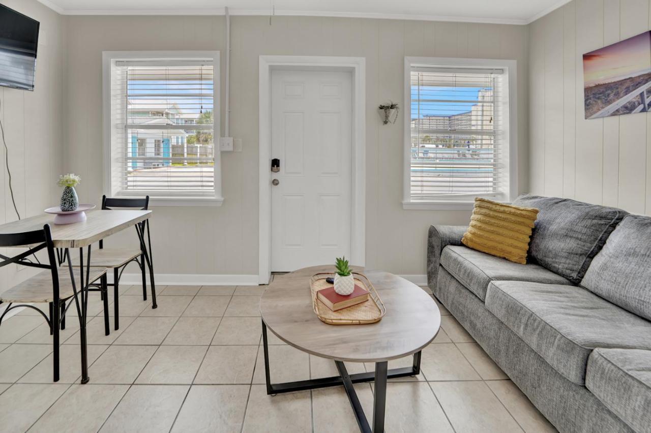 Lower Grand Lagoon Sea Foam Suites מראה חיצוני תמונה